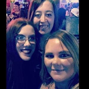 Meet your Posher, Sara